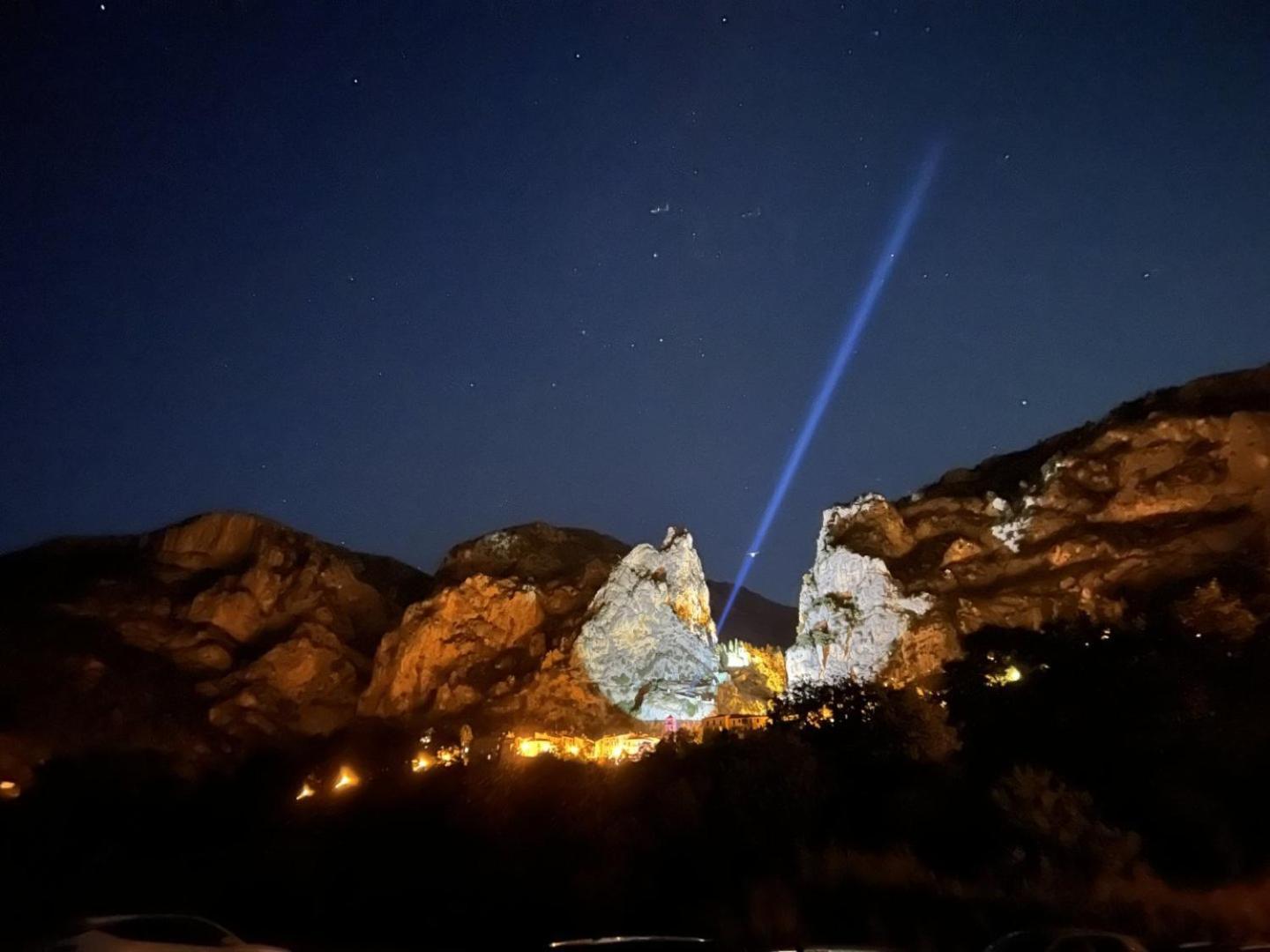 Le Refuge Daire Montmeyan Dış mekan fotoğraf